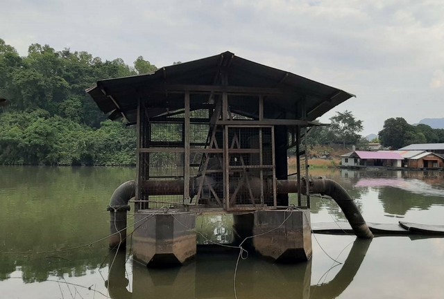 ขายแพ ทุ่นเหล็ก พร้อมเครื่องสูบน้ำขนาดใหญ่