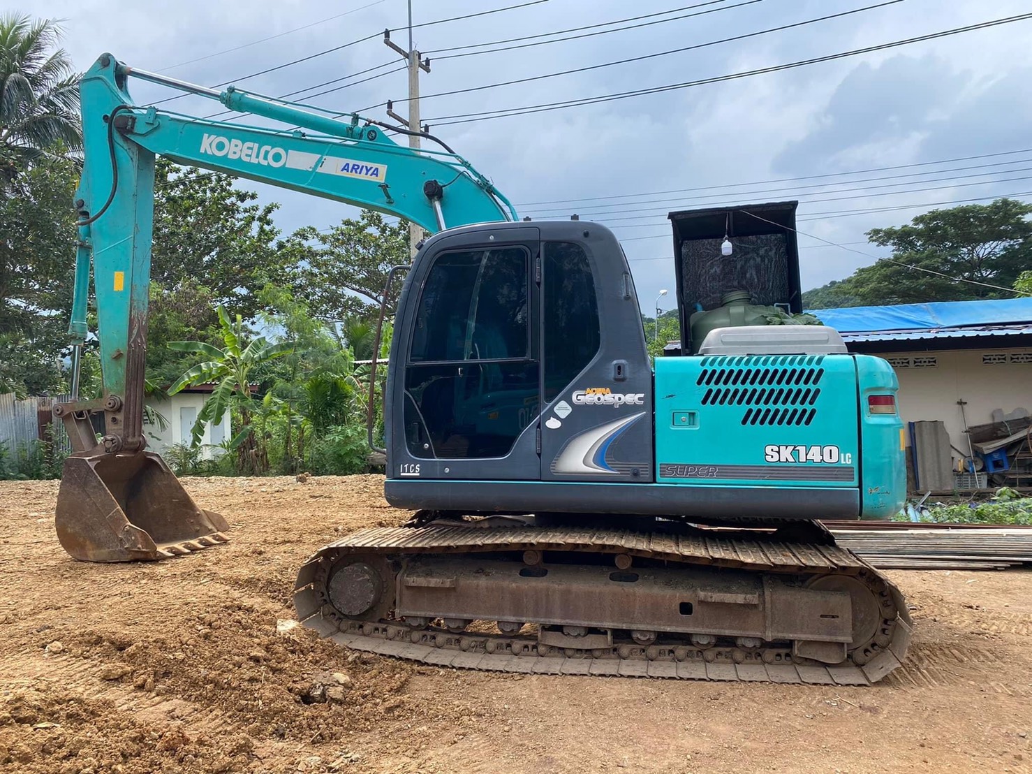 ขายแบคโฮ Kobelco SK140Super สวยๆ พร้อมใช้ 098-7155789 086-4631102