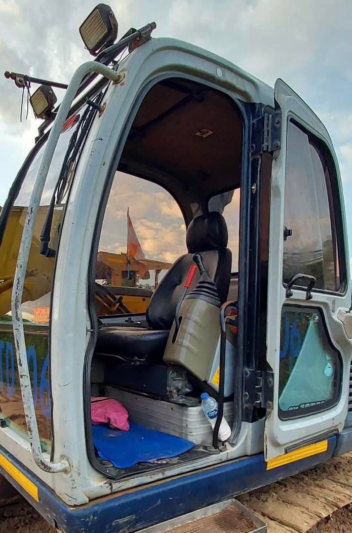 ขาย SK135SR สวยๆ ระบบดี 098-7155789 086-4631102 ขาย SK135SR สวยๆ ระบบดี 098-7155789 086-4631102