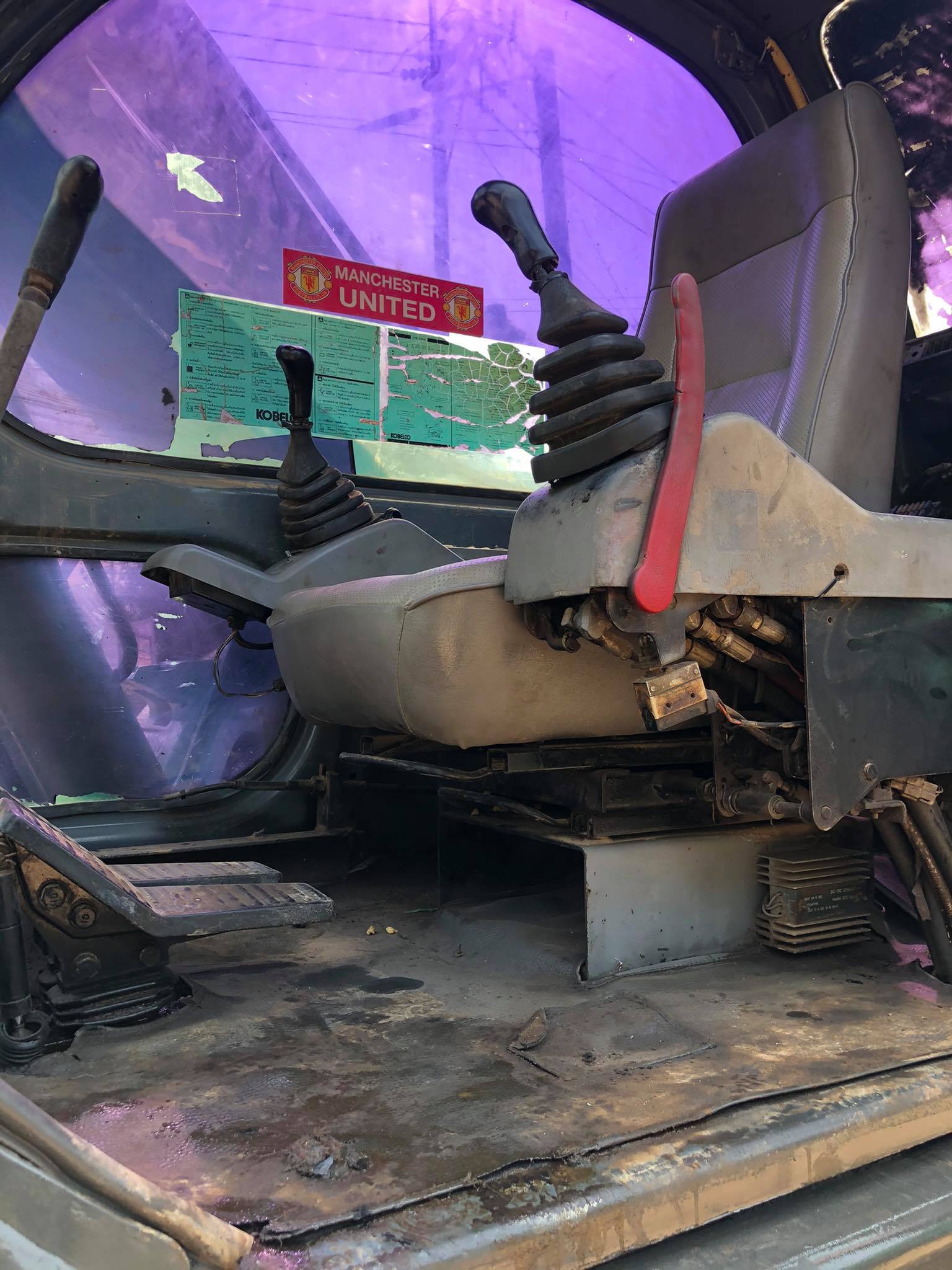 ขาย Kobelco SK200mark5Super ต้นตำรับความไว เบอร์ติดต่อ 098-7155789 086-4631102