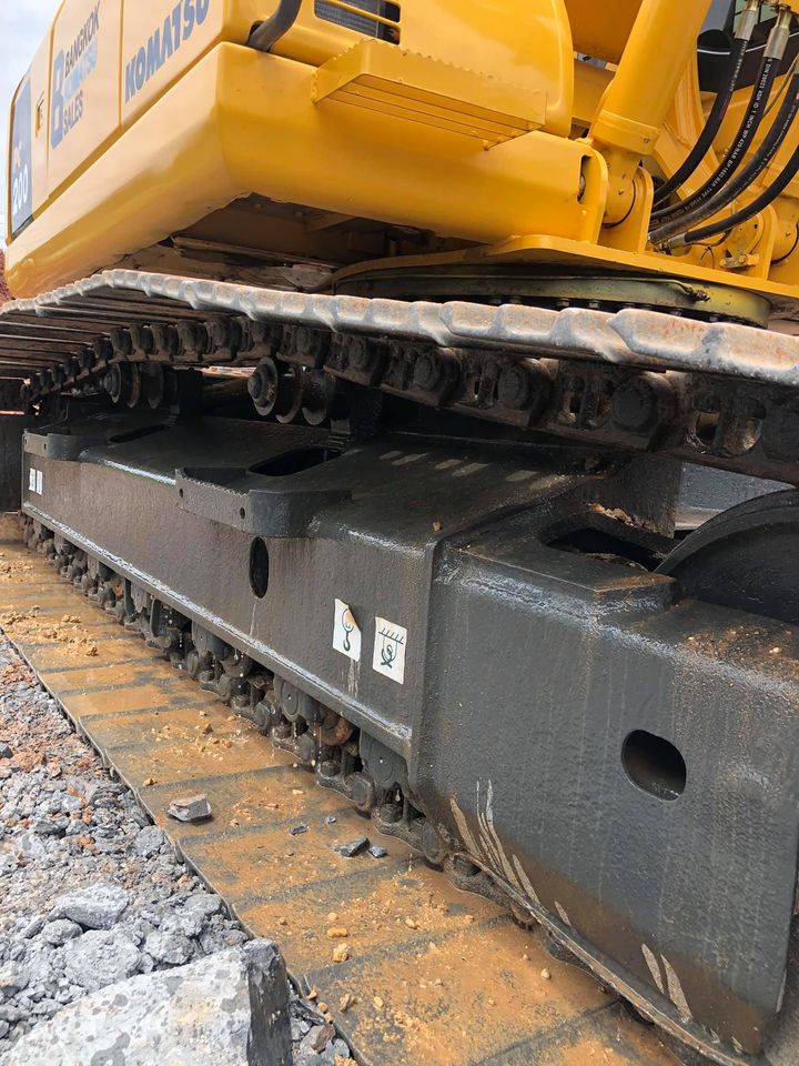 ขายแบคโฮ Komatsu Pc200-8mo พร้อมใช้ 098-7155789 086-4631102 ขายแบคโฮ Komatsu Pc200-8mo พร้อมใช้ 098-7155789 086-4631102