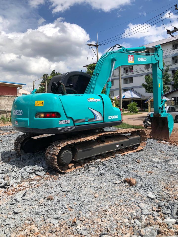 ขายแบคโฮ Kobelco Sk120mark5 สวยๆ พร้อมใช้ 098-7155789 086-4631102