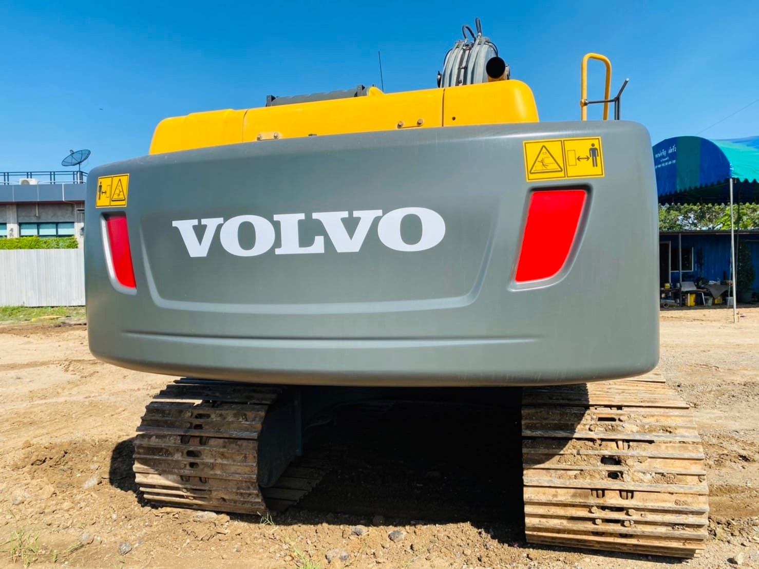 ขายแบคโฮ Volvo Ec210B Prime พร้อมใช้ 098-7155789 086-4631102