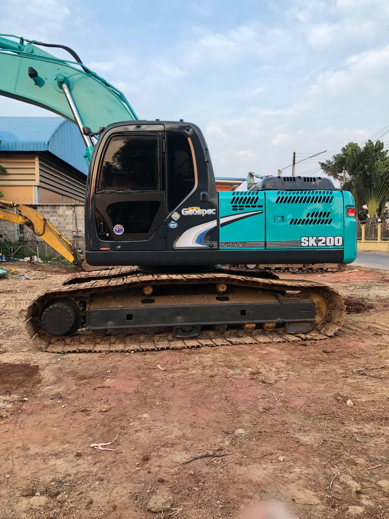 เข้ามาแล้วจ้า Kobelco Sk200mark8Yn11 รุ่นนิยม ที่ทุกคนถามหา 098-7155789 086-4631102