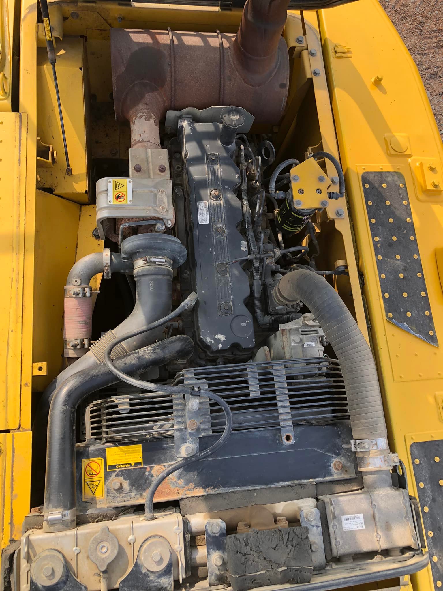 ขายแบคโฮ Komatsu Pc200-8mo รถสวยเข้าใหม่ 2.55 ล้าu พร้อมใช้เลยจ้าา ขายแบคโฮ Komatsu Pc200-8mo รถสวยเข้าใหม่ 2.55 ล้าu พร้อมใช้เลยจ้าา