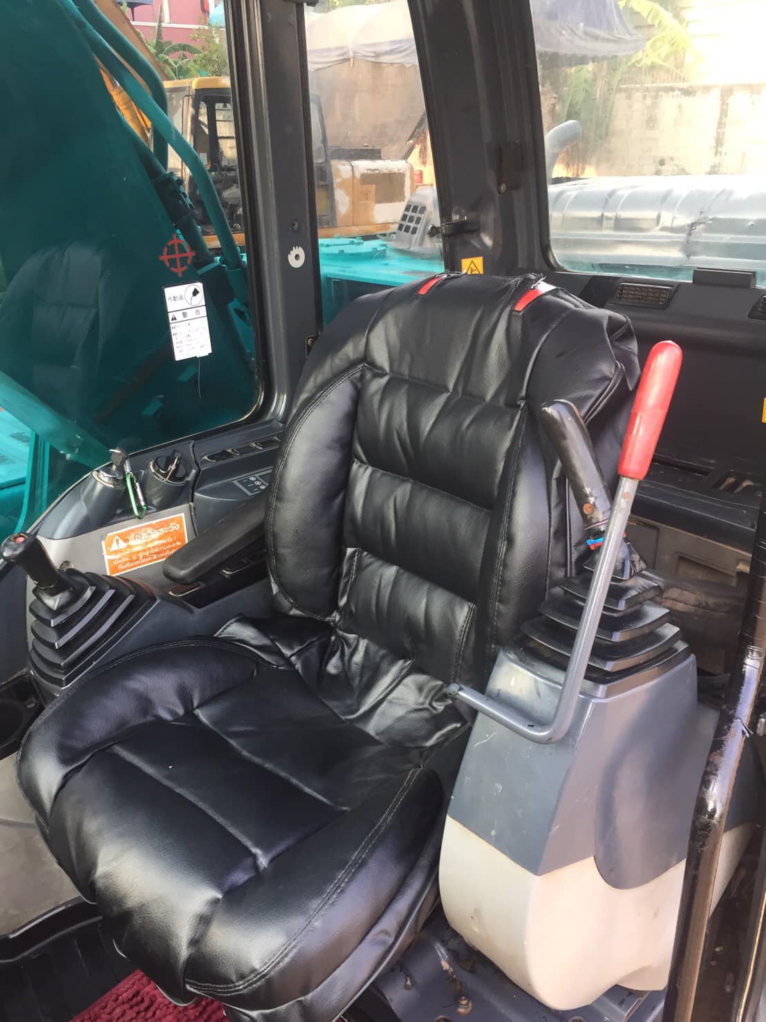 เข้ามาแล้วจ้า Kobelco Sk200mark8Yn11 รุ่นนิยม ที่ทุกคนถามหา 098-7155789 086-4631102