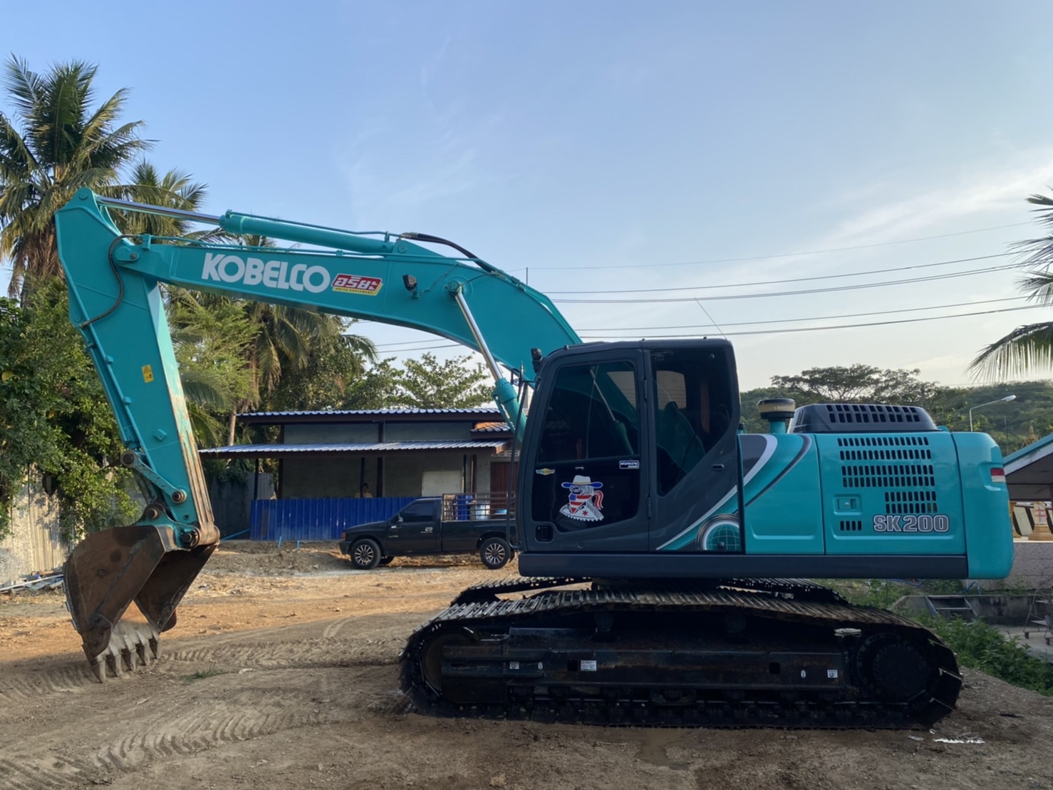 ขายสุดหล่อ Kobelco SK200mark10 พร้อมใช้ 098-7155789 086-4631102
