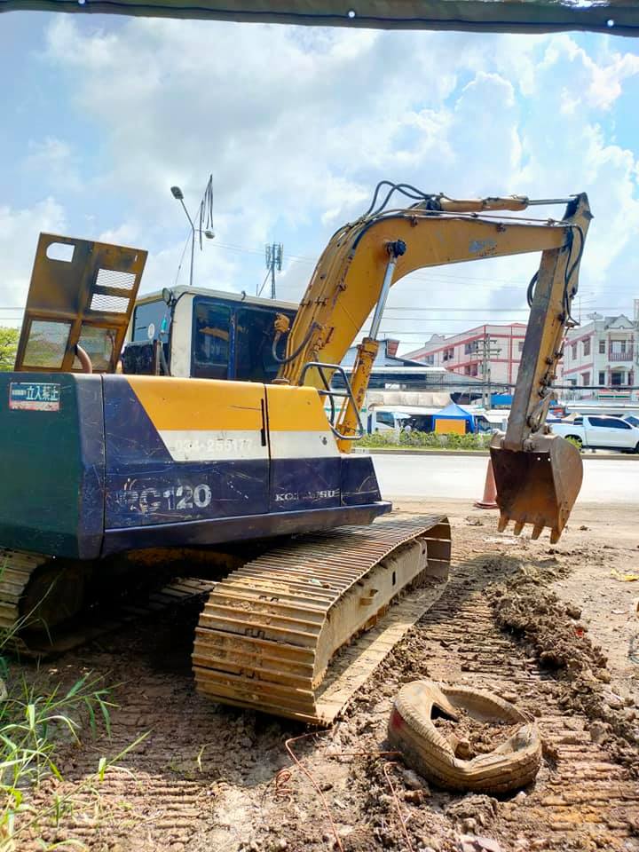 ขายแบคโฮ Komatsu Pc120-5 098-7155789 086-4631102 ขายแบคโฮ Komatsu Pc120-5 098-7155789 086-4631102