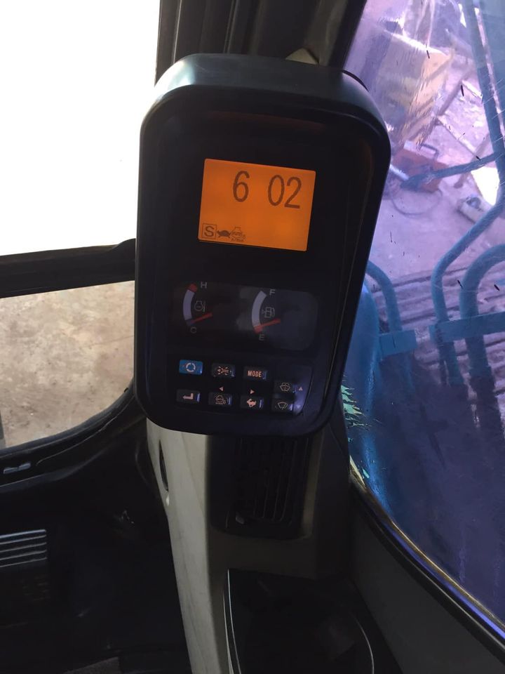 ขายย Kobelco SK200mark8Yn11 098-7155789 086-4631102