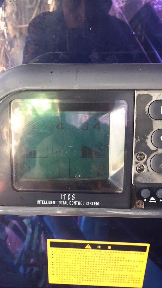 ขายแบคโฮ Kobelco Sk120mark5 สวยๆ พร้อมใช้ 098-7155789 086-4631102