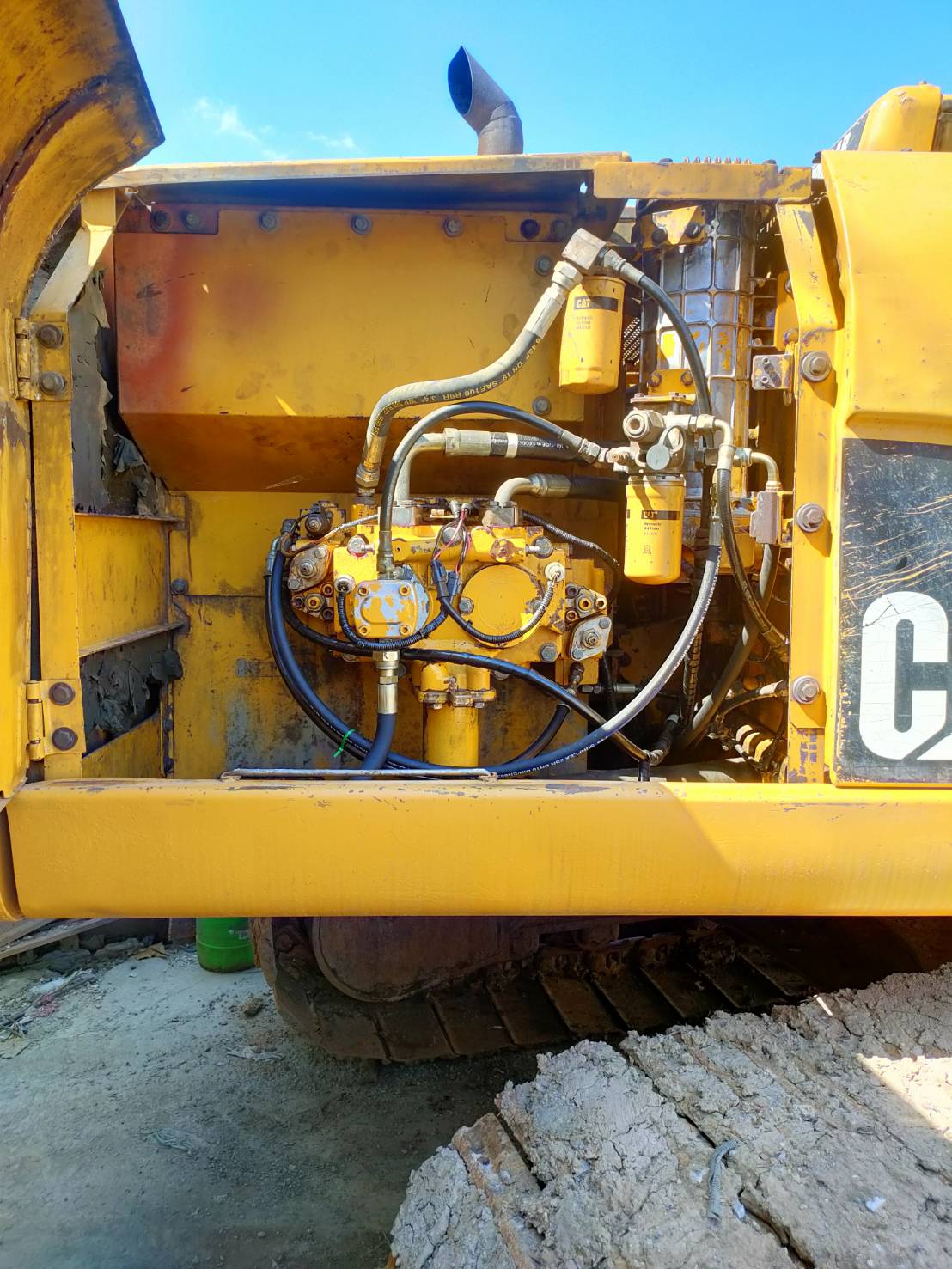 ขายแบคโฮ CAT 320C สวยๆ ระบบดี 098-7155789 086-4631102 ขายแบคโฮ CAT 320C สวยๆ ระบบดี 098-7155789 086-4631102
