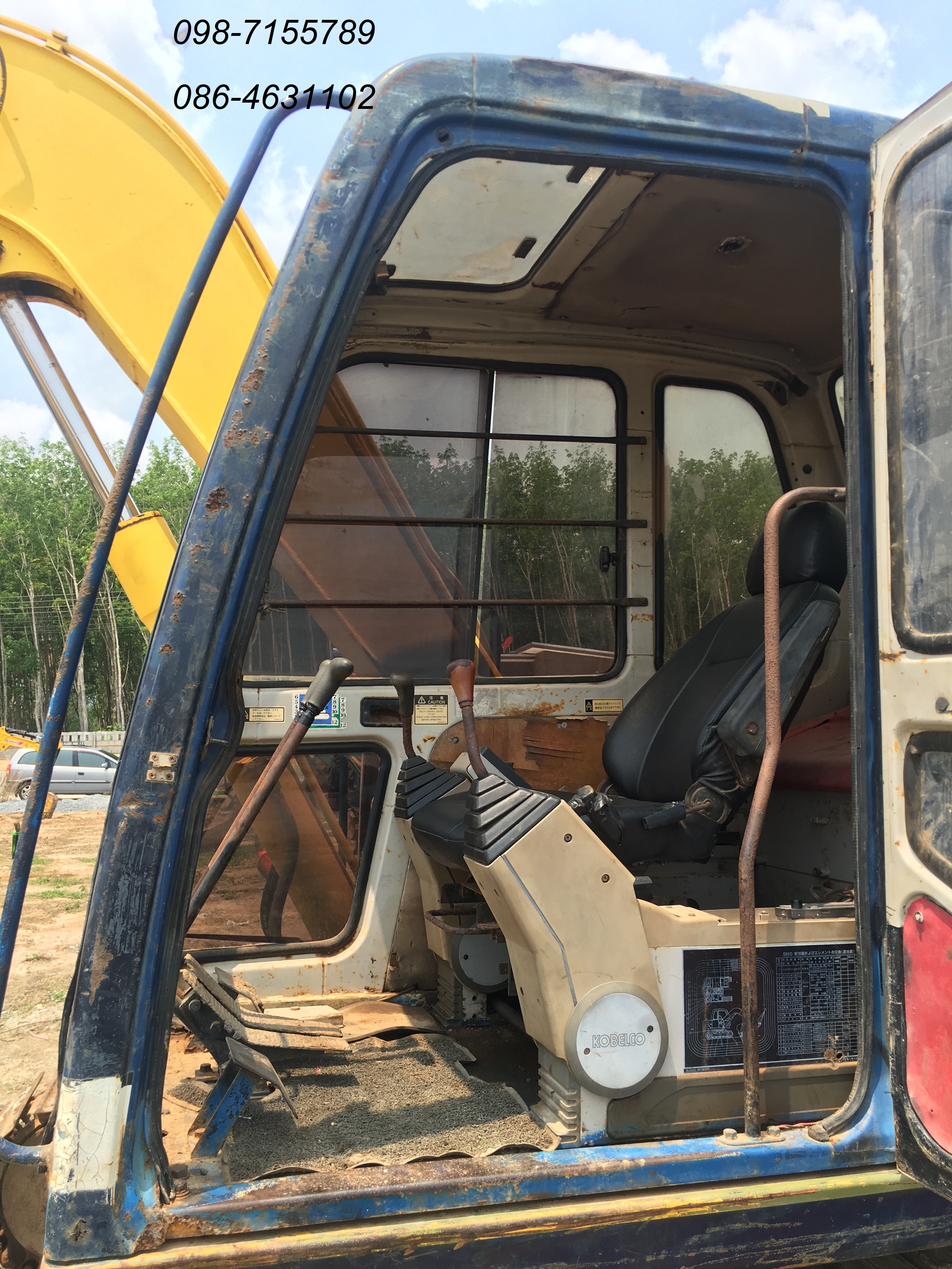 ของมันต้องมี Kobelco Sk60mark3 พร้อมใช้ รถอยู่จันทบุรี ราคาเบาๆ 098-7155789 086-4631102