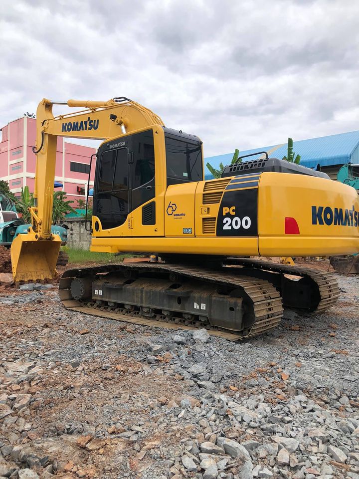 ขายแบคโฮ Komatsu Pc200-8mo พร้อมใช้ 098-7155789 086-4631102