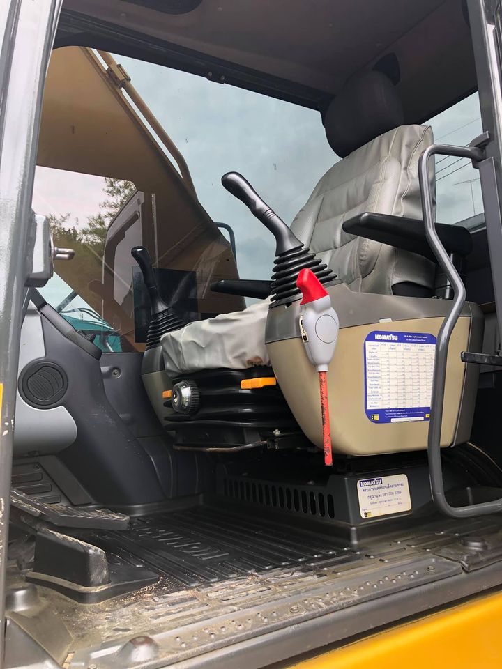 ขายแบคโฮ Komatsu Pc200-8mo พร้อมใช้ 098-7155789 086-4631102 ขายแบคโฮ Komatsu Pc200-8mo พร้อมใช้ 098-7155789 086-4631102