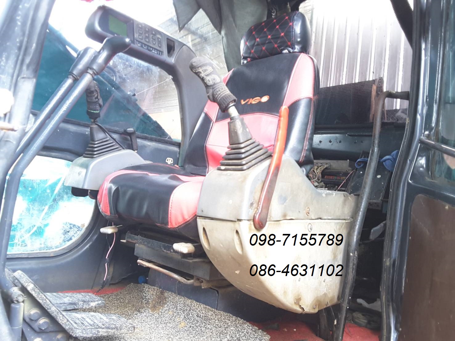 สุดหล่อมาอีกแล้วจ้าาาา Kobelco SK200mark5 098-7155789 086-4631102