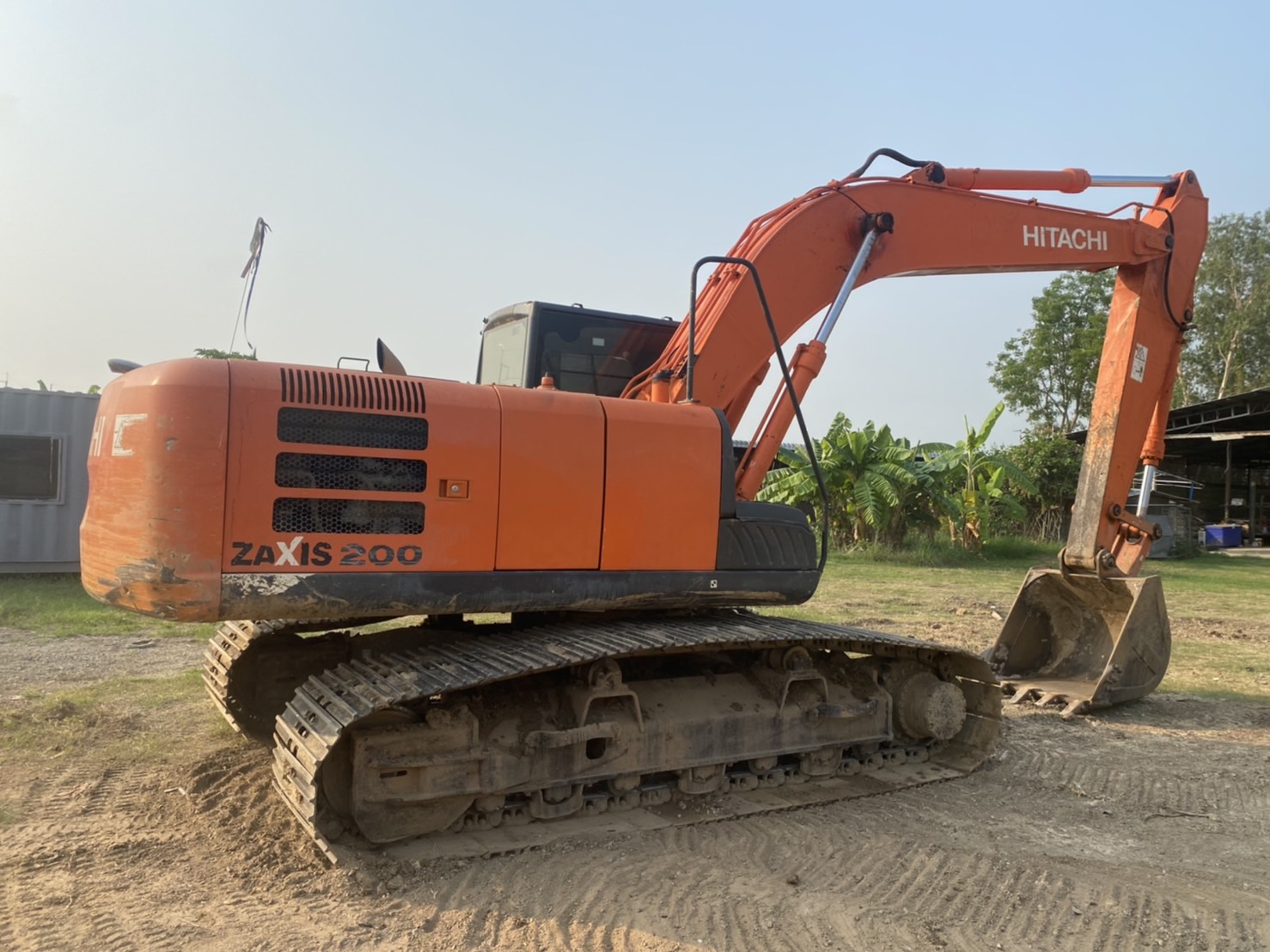 ขายแบคโฮ Hitachi Zx200-5G พร้อมใช้งาน 098-7155789  086-4631102