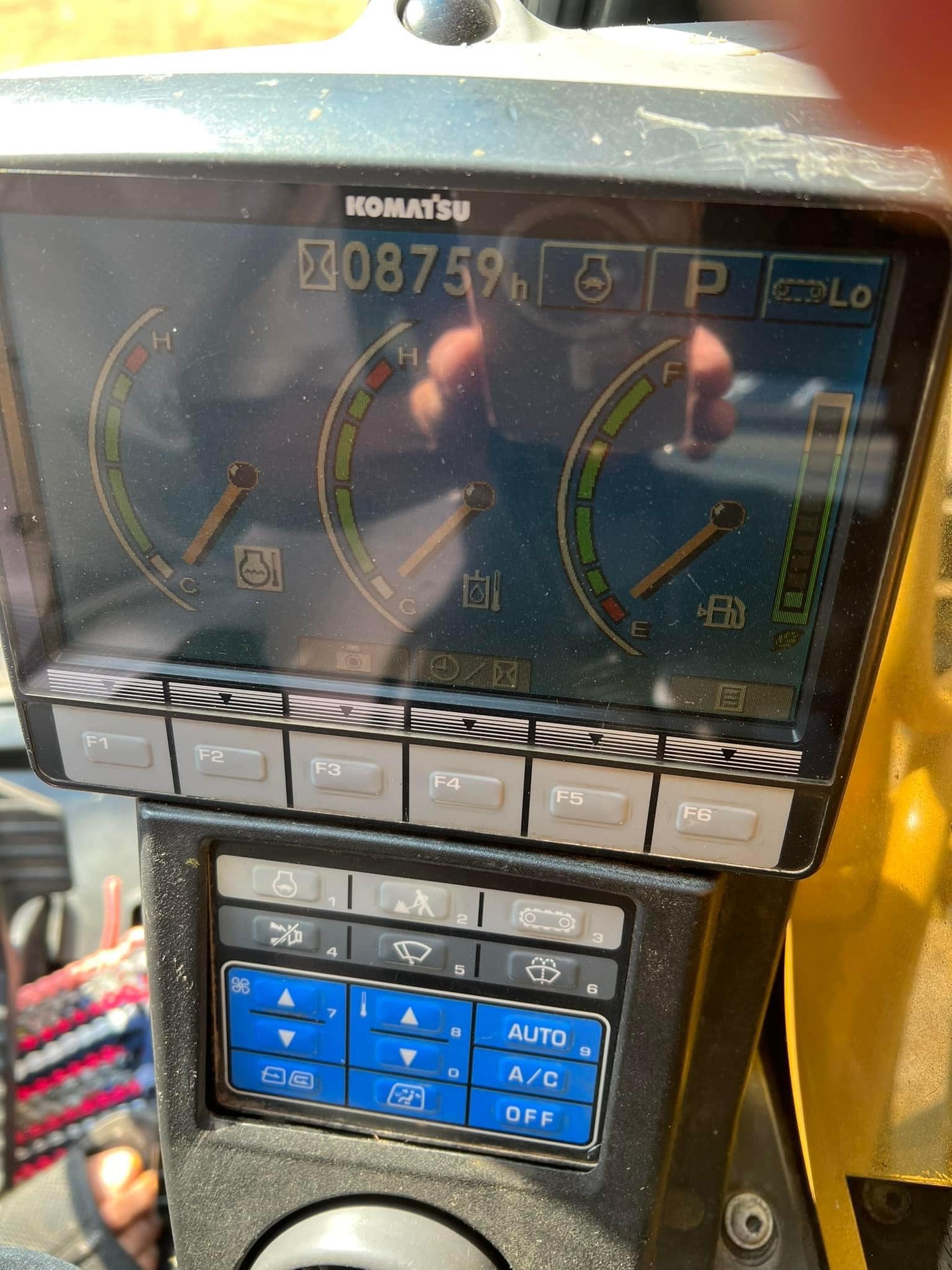 โคมัสสุ PC200รุ่น8MO เข้าใหม่ สด-ผ่อน 098-7155789 086-4631102 โคมัสสุ PC200รุ่น8MO เข้าใหม่ สด-ผ่อน 098-7155789 086-4631102