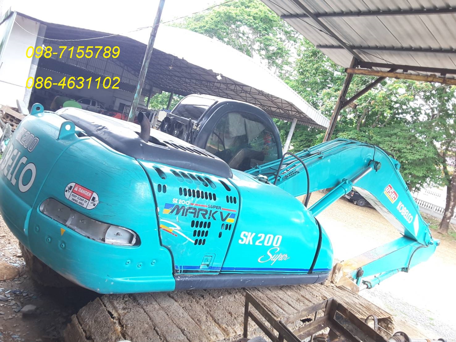 สุดหล่อมาอีกแล้วจ้าาาา Kobelco SK200mark5 098-7155789 086-4631102