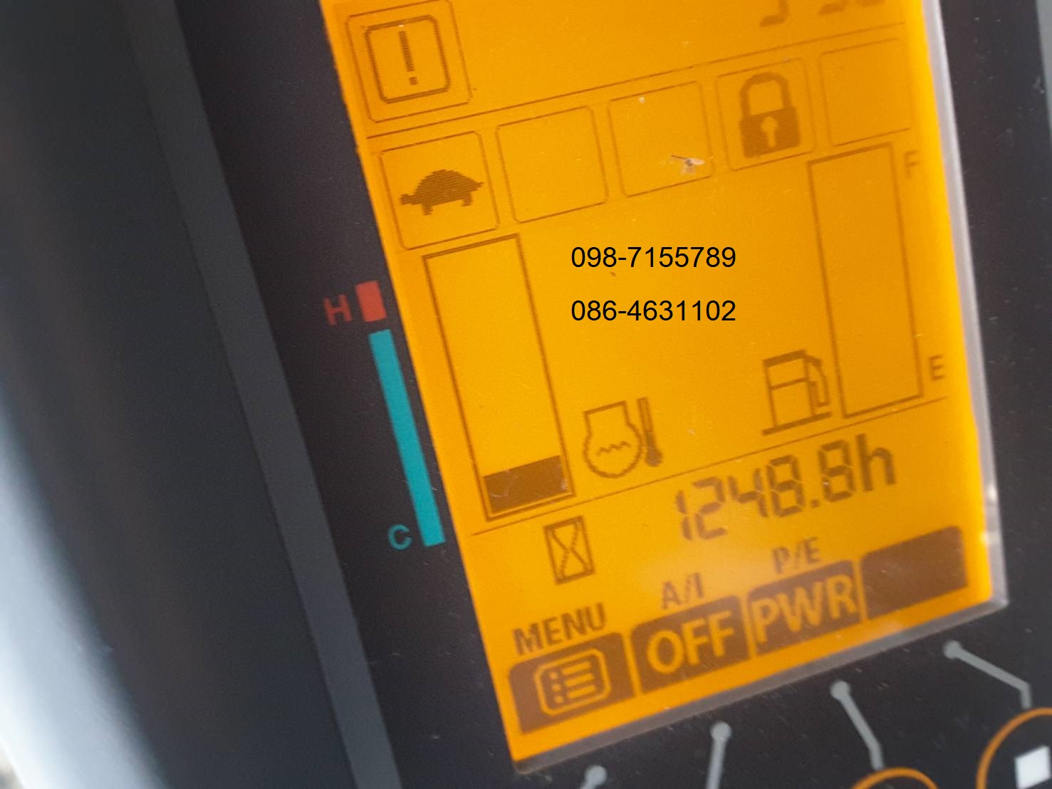 ขายแบคโฮ Hitachi Zx33U ไมล์ 1,200 ชม. 098-7155789 086-4631102