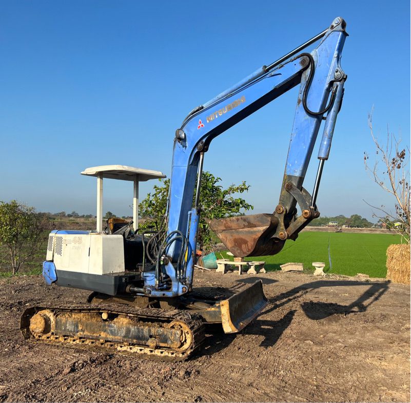 ขายแบคโฮ Mitsubishi MM45 สภาพดี พร้อมใช้ 098-7155789 086-4631102 ขายแบคโฮ Mitsubishi MM45 สภาพดี พร้อมใช้ 098-7155789 086-4631102