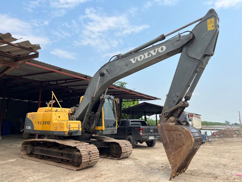 ขายแบคโฮ volvo Ec210B prime พร้อมใช้ พร้อมลุย 098-7155789 086-4631102