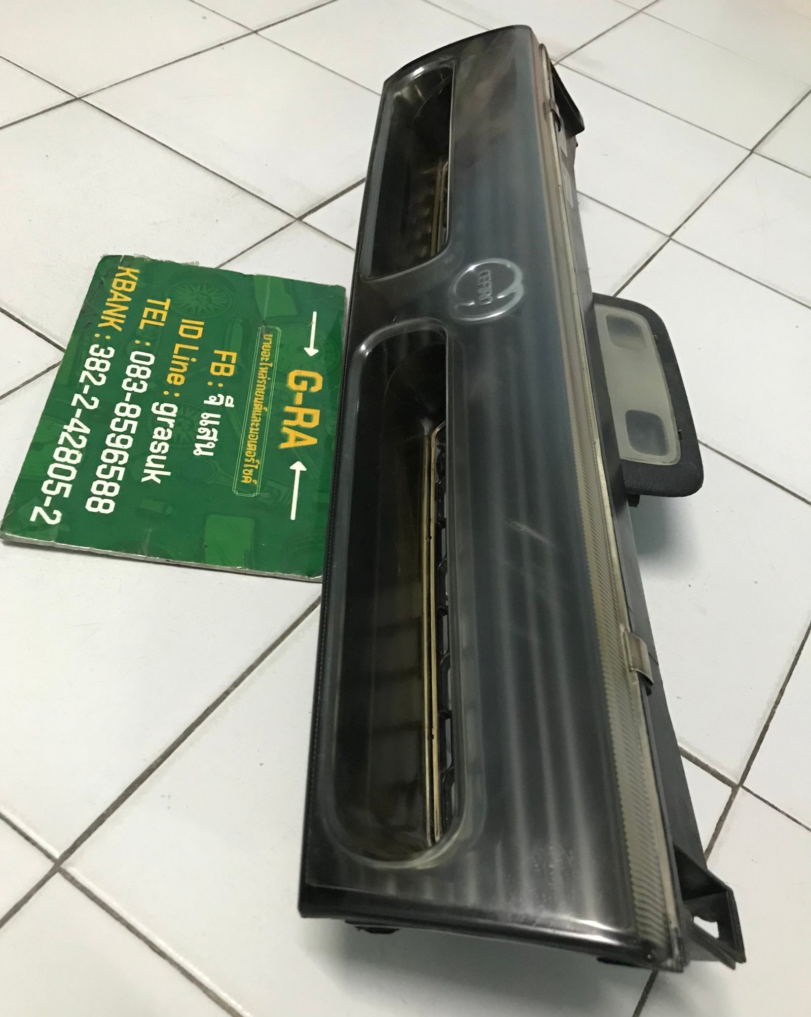 กระจังหน้า Nissan Cefiro สภาพมือสองตามรูป กระจังหน้า Nissan Cefiro สภาพมือสองตามรูป