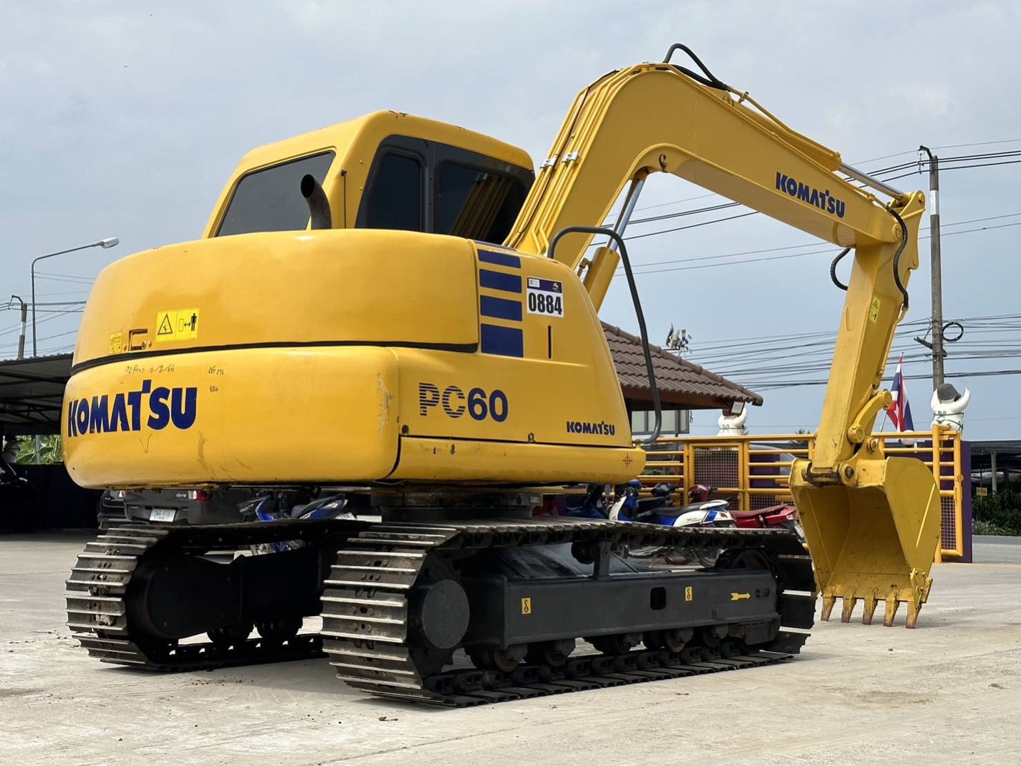 KOMATSU PC 60-7 เก่านอก ไฟฟ้าครบ ระบบดี ไมล์ 5,900 ชม. เอกสารแจ้งจำหน่าย