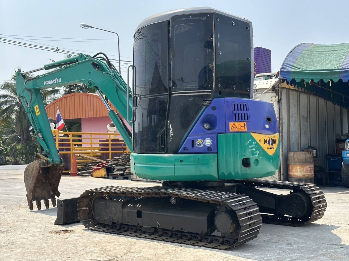 KOMATSU PC 40 MR-1 รถเก่านอก แทร็คเหล็ก ใบมีด สวิงบูม ปุ้งกี๋ ลายแย็ก เอกสารอินวอย KOMATSU PC 40 MR-1 รถเก่านอก แทร็คเหล็ก ใบมีด สวิงบูม ปุ้งกี๋ ลายแย็ก เอกสารอินวอย
