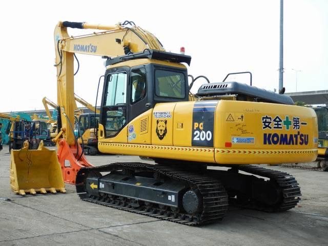 Komatsu PC 200-7 เก่านอก ไฟฟ้าครบ ลายแย็ก+หัวกระแทก ใบแจ้งจำหน่าย Komatsu PC 200-7 เก่านอก ไฟฟ้าครบ ลายแย็ก+หัวกระแทก ใบแจ้งจำหน่าย