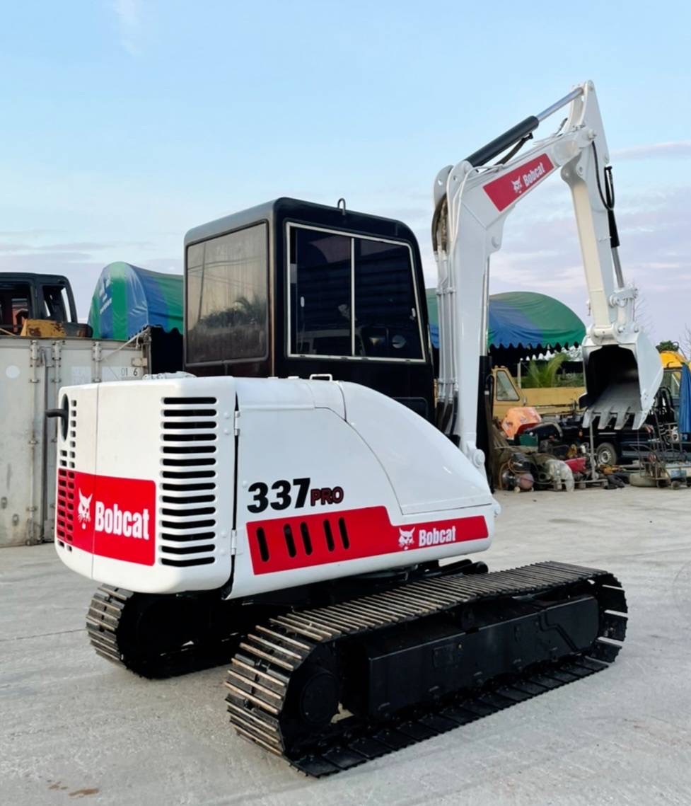 Bobcat 337