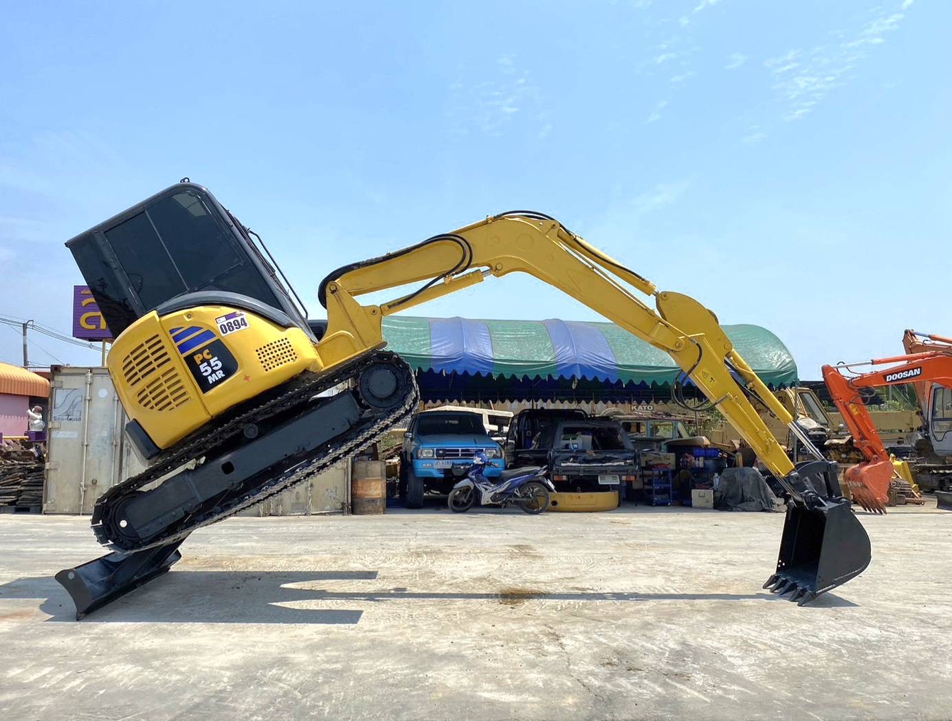 KOMATSU PC 55 MR-2 เก่านอกราคาถูก ระบบดี บอดี้สวย ลายแย็ค เอกสารแจ้งจำหน่าย KOMATSU PC 55 MR-2 เก่านอกราคาถูก ระบบดี บอดี้สวย ลายแย็ค เอกสารแจ้งจำหน่าย
