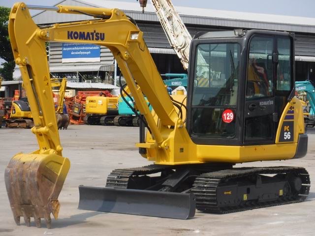 KOMATSU PC 56-7 เก่านอก เอกสารแจ้งจำหน่าย ไมล์ 3,300 ชม. KOMATSU PC 56-7 เก่านอก เอกสารแจ้งจำหน่าย ไมล์ 3,300 ชม.
