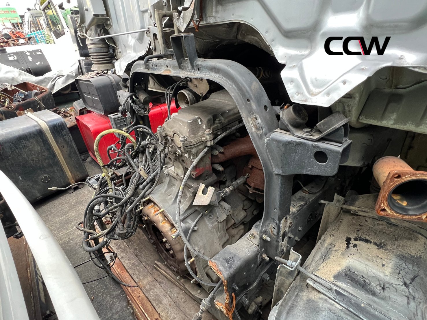 ชุดตัด HINO หน้ายักษ์ 6 ล้อ พร้อมเครื่อง JO7C:175 แรงม้า ชุดตัด HINO หน้ายักษ์ 6 ล้อ พร้อมเครื่อง JO7C:175 แรงม้า