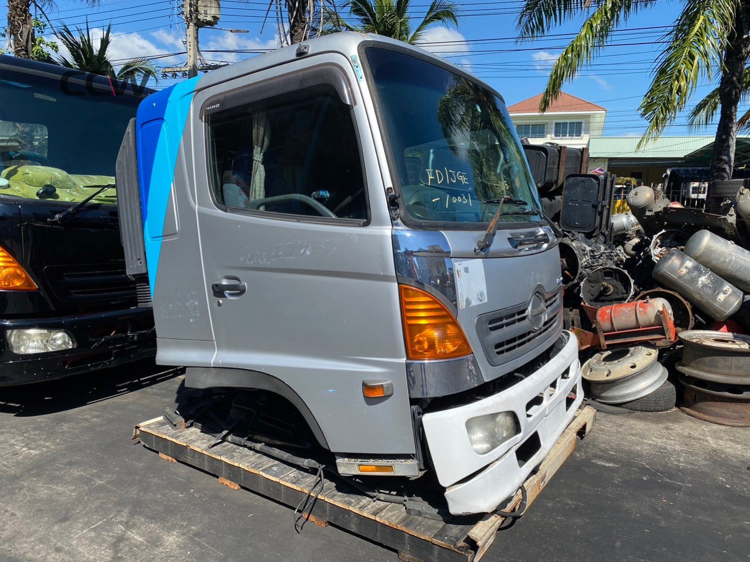 หัวเก๋ง HINO MEGA แคบ ปั้มธรรมดา มีที่นอน FD1J หัวเก๋ง HINO MEGA แคบ ปั้มธรรมดา มีที่นอน FD1J