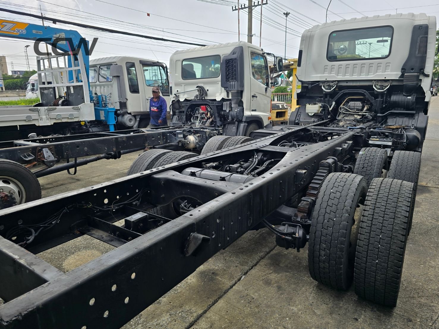 10 ล้อแท่นเตี้ย ISUZU FVZ เครื่อง 6HK1: 260 แรงม้า