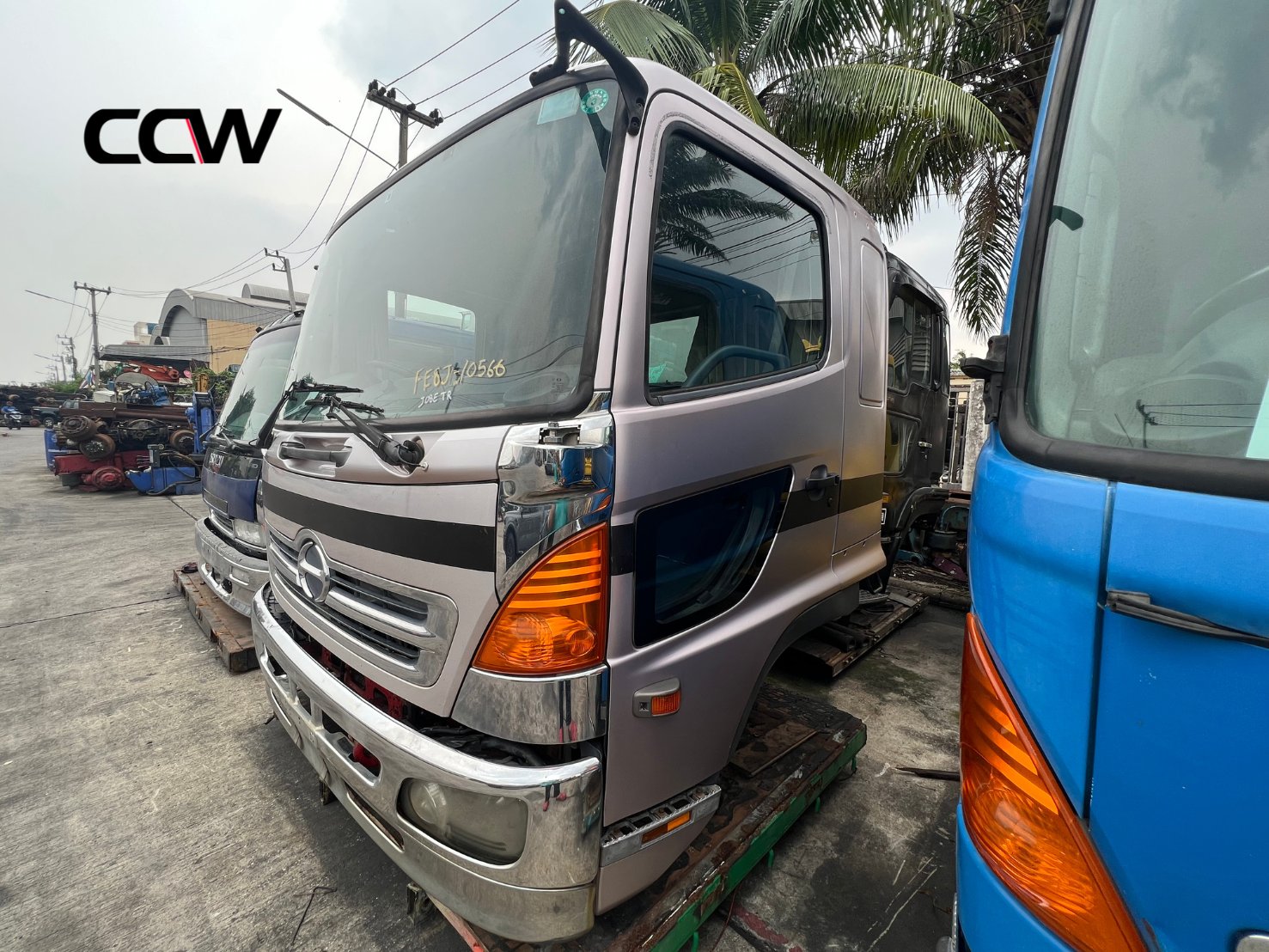 ชุดตัด HINO MEGA หัวกว้าง พร้อมเครื่อง JO8E:270 แรงม้า