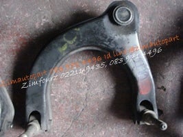 ปีกนกบน mitsubishi ultima