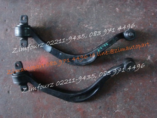 ปีกนกรถยนต์ mitsubishi ultima เก่าญี่ปุ่น