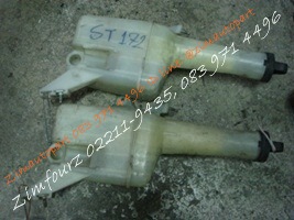 กระป๋องฉีดน้ำรถยนต์ toyota corona ST171 เก่าญี่ปุ่น