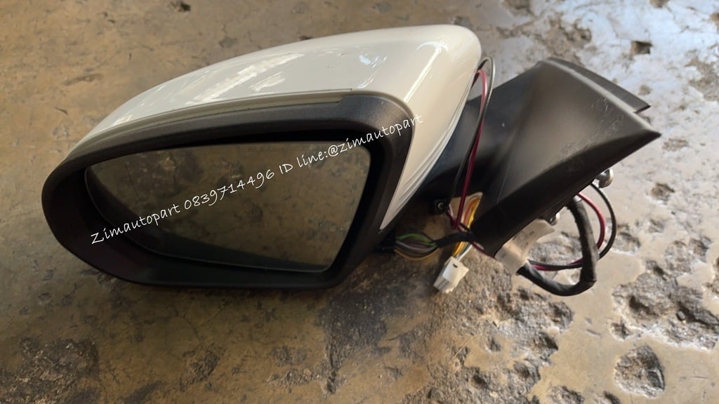 กระจกมองข้างรถยนต์ benz C300D เก่าญี่ปุ่น กระจกมองข้างรถยนต์ benz C300D เก่าญี่ปุ่น
