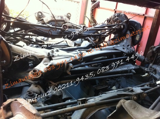 คานหลังรถยนต์ volvo 850 เก่าญี่ปุ่น