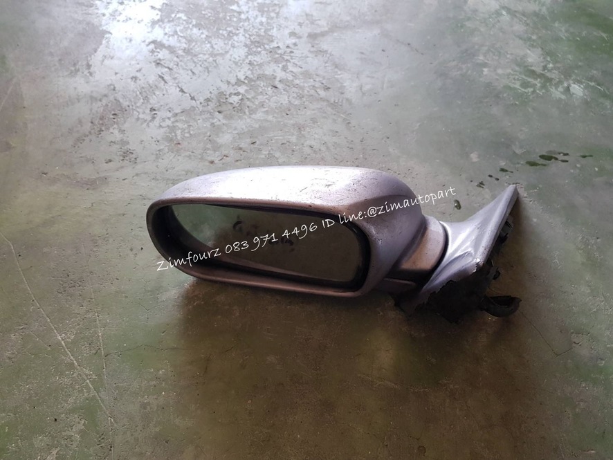 กระจกมองข้างไฟฟ้ารถยนต์ HONDA PRELUDE เก่าญี่ปุ่น