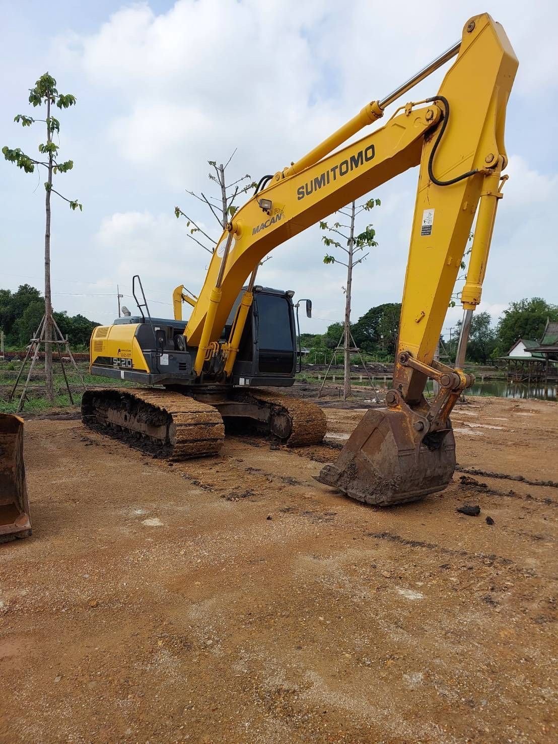 แบคโฮSUMITOMO SH210F-6