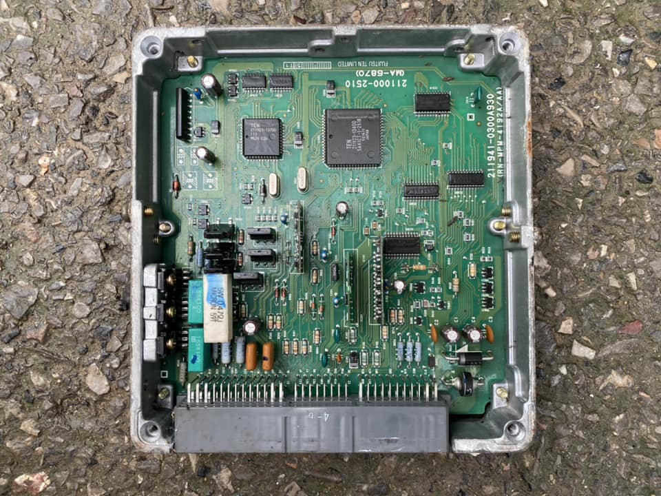 กล่อง ECU TOYOTA 3S FE AT กล่อง ECU TOYOTA 3S FE AT