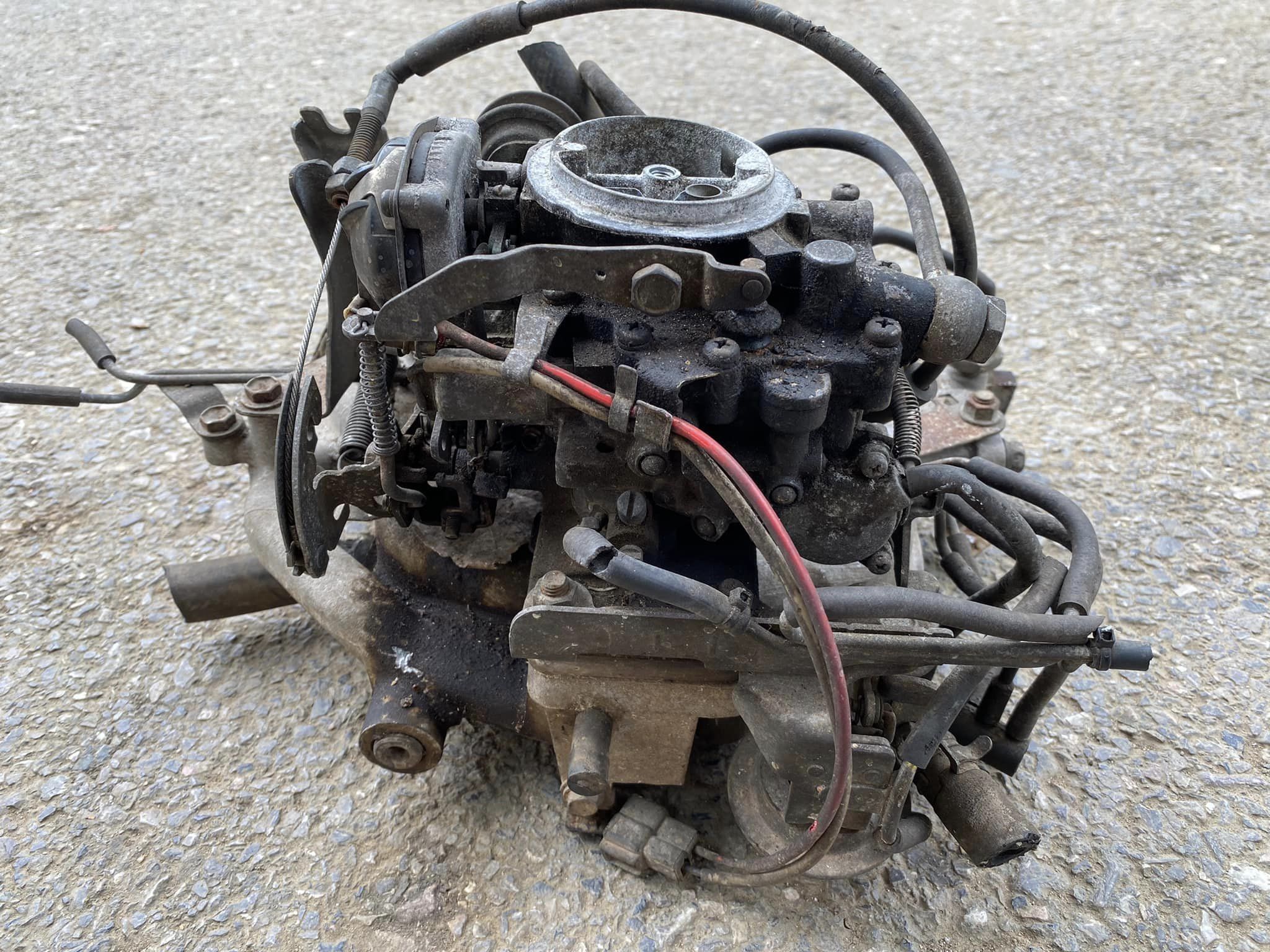 คาบูเรเตอร์ คอท่อไอดี แท้ TOYOTA 4AF คาบูเรเตอร์ คอท่อไอดี แท้ TOYOTA 4AF