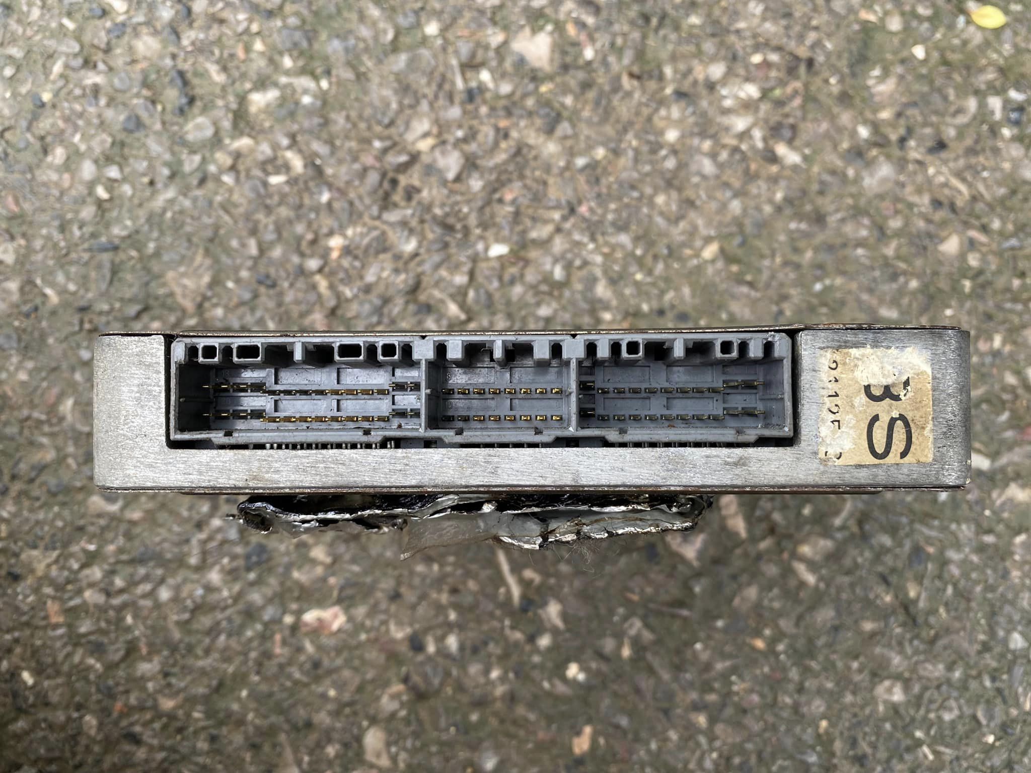 กล่อง ECU TOYOTA 3S FE AT กล่อง ECU TOYOTA 3S FE AT