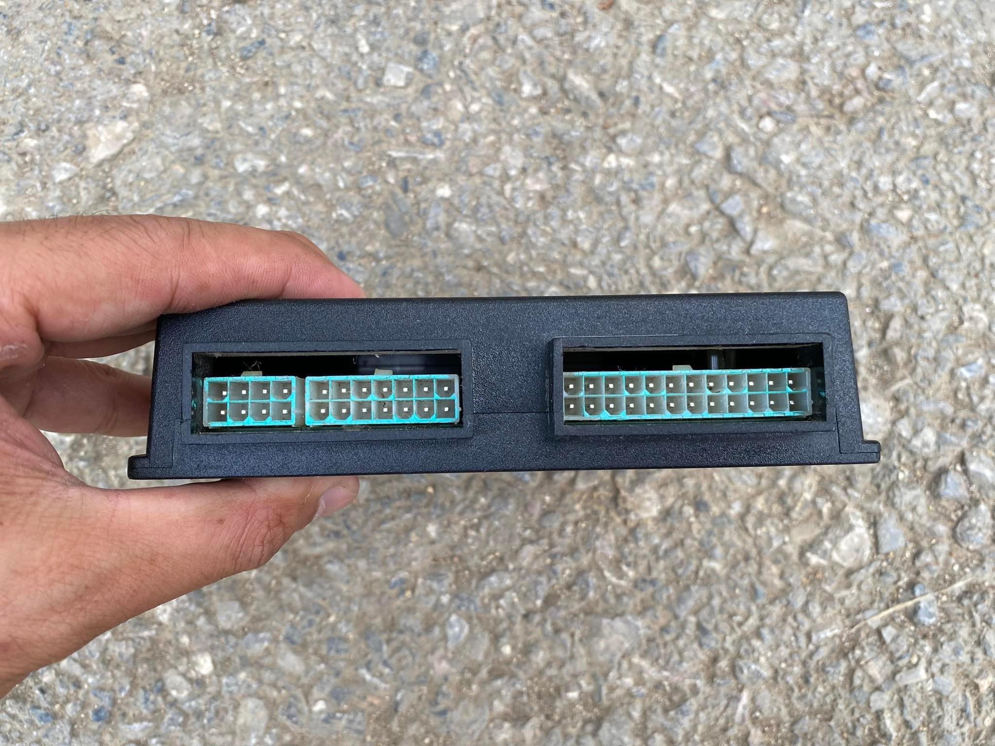 กล่องแก๊สหัวฉีด LPG ยี่ห้อ AC แบบ 4 สูบ กล่องแก๊สหัวฉีด LPG ยี่ห้อ AC แบบ 4 สูบ