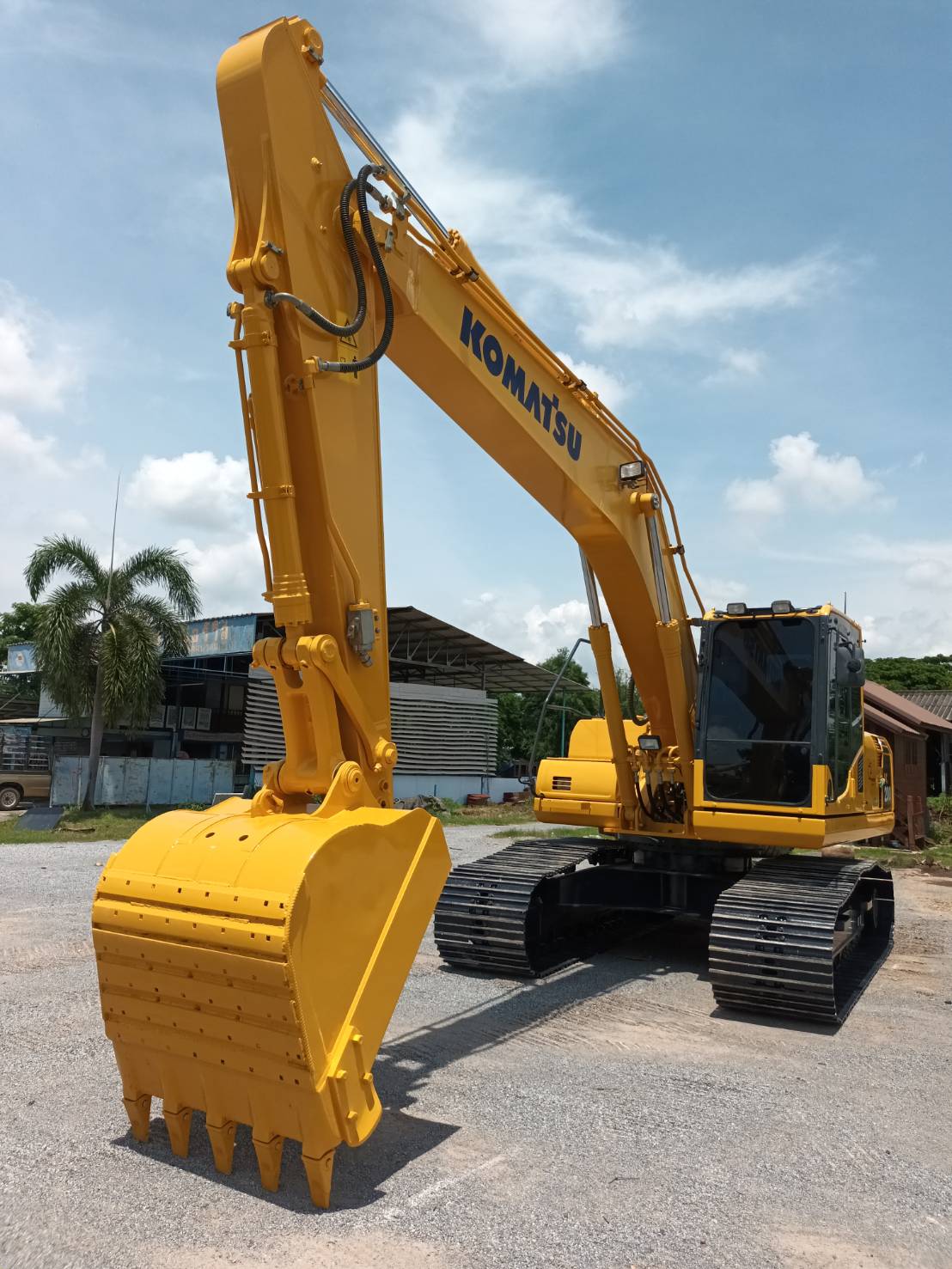 Komatsu 200-8MO เจ้าของขายเอง