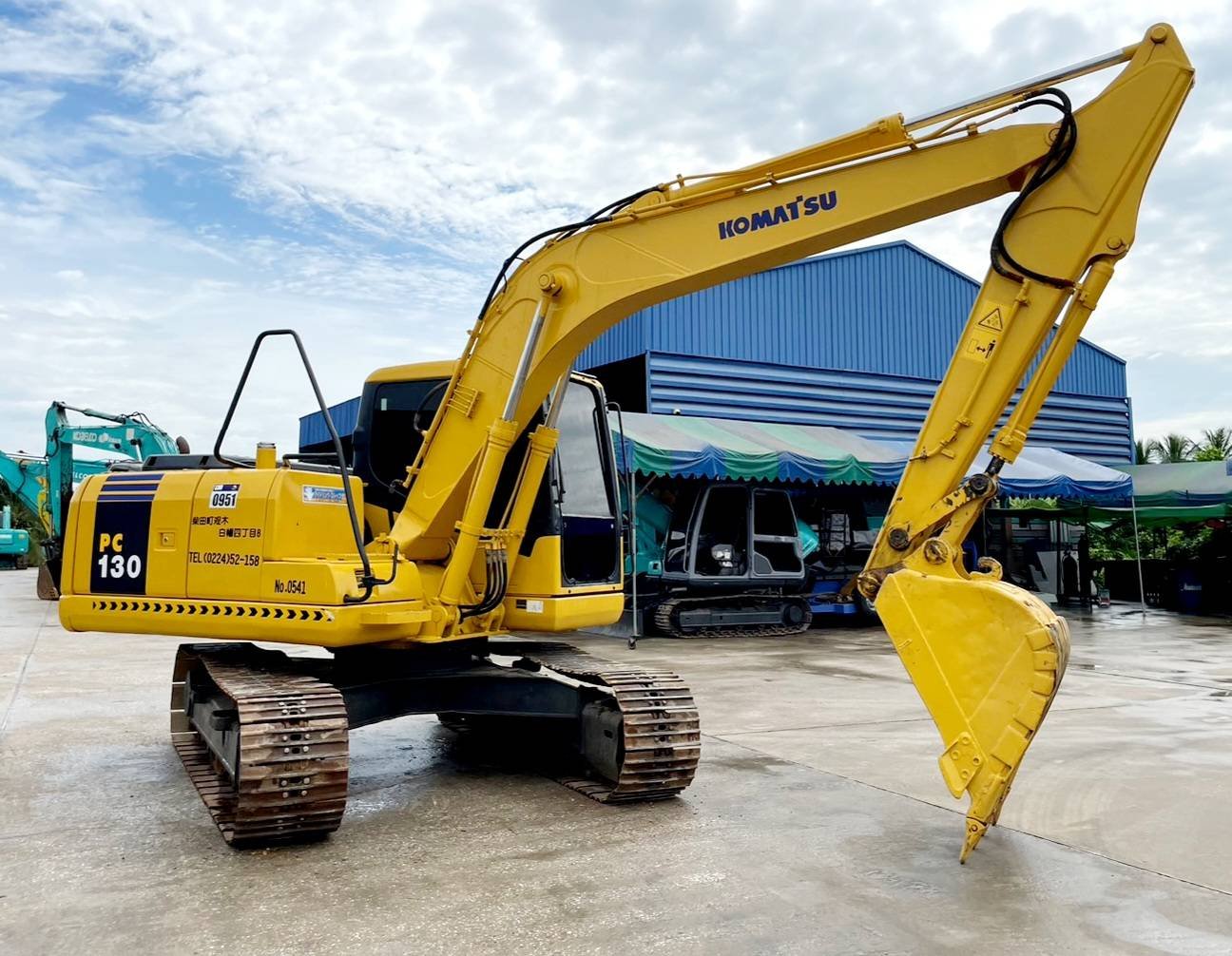 Komatsu 130-7เก่านอกระบบเต็มเอกสาร แจ้งจำหน่าย