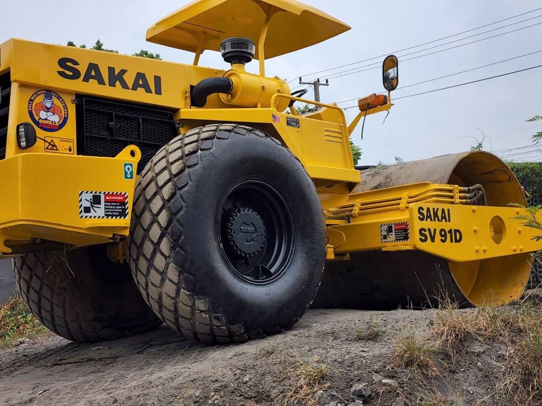 รถบดสั่นเสทือนSAKAI SV91Dเจ้าของขายเอง รถบดสั่นเสทือนSAKAI SV91Dเจ้าของขายเอง